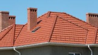 Clay shingle roof in Kelowna on a sunny day